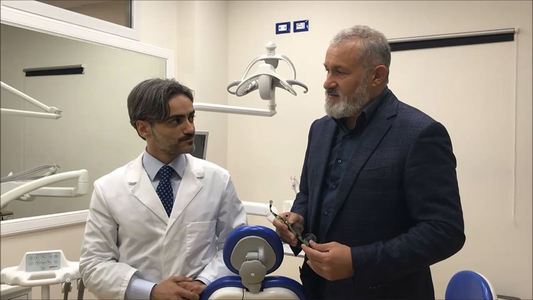 Collaborazione-odontoiatra e odontotecnico